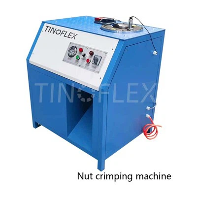 Машина за кримпване на гайки